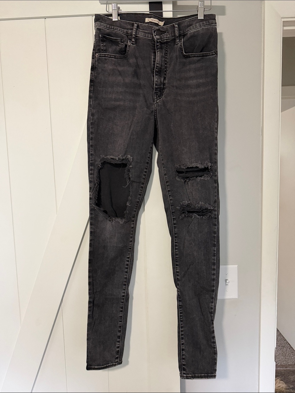 Black Distressed Slim Fit Women's Black Jeans